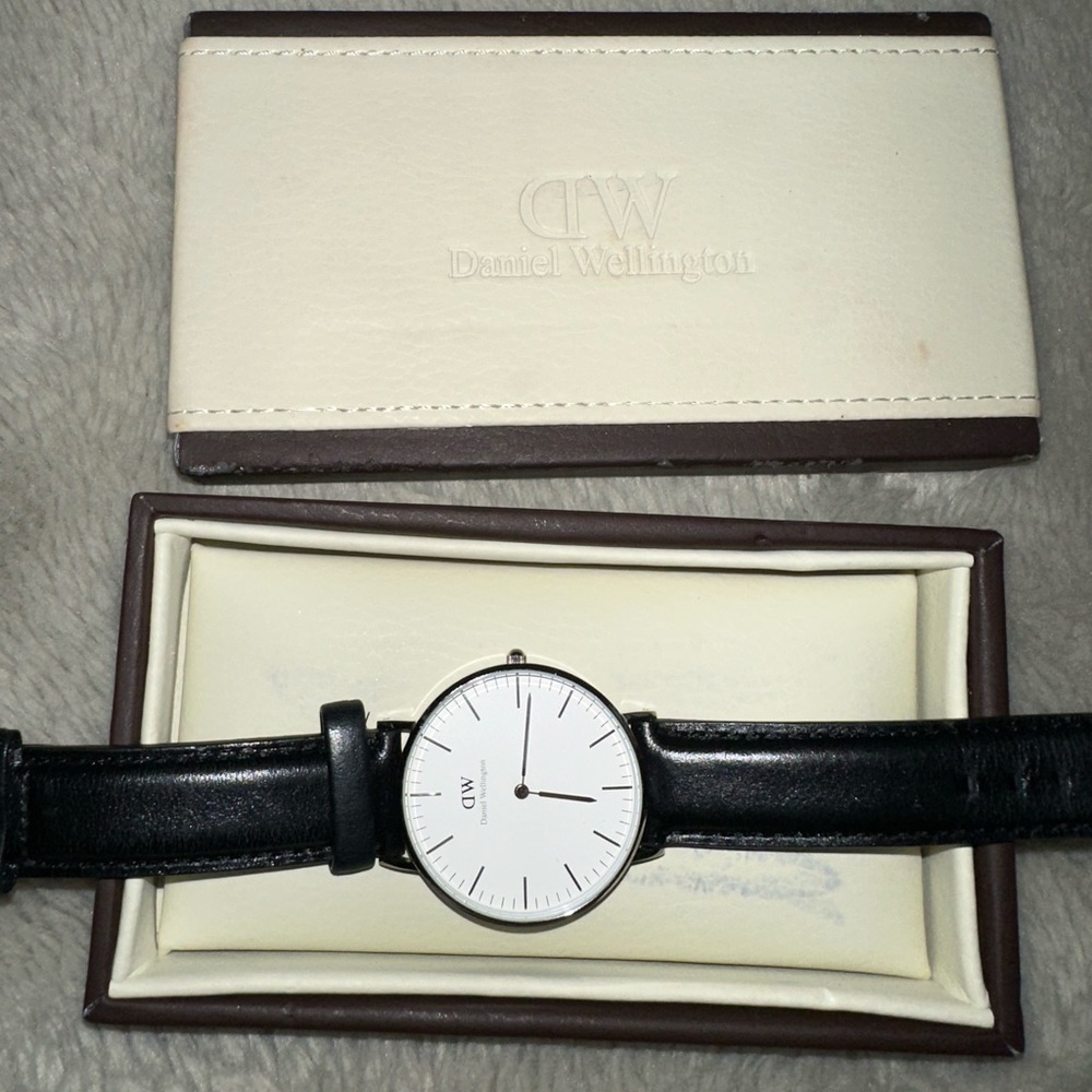 Daniel Wellington Watch with black leather band